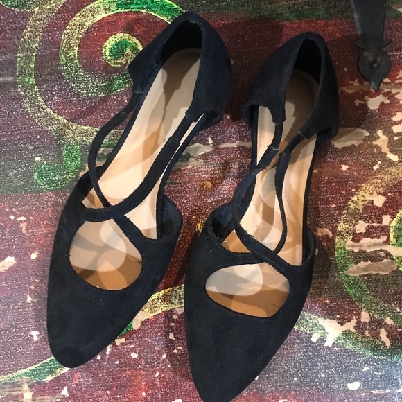 ▪️GAP Crossover Flats - Picture 1 of 8